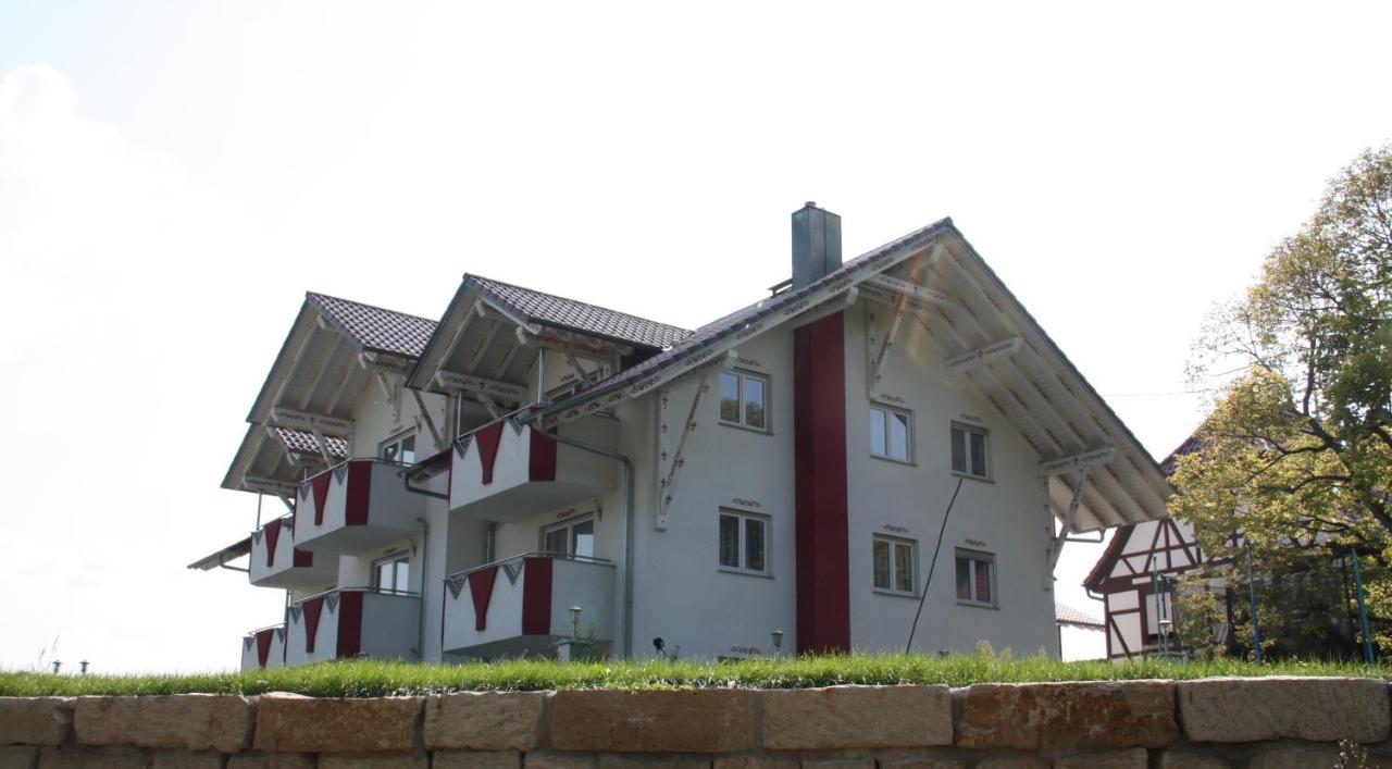 Zum Kreuzritter Aparthotel Wuestenrot Exterior photo